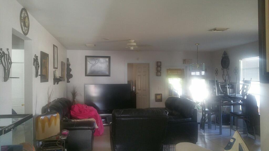 1175 West 34th Street Riviera Beach, FL 33404 - Photo 16 of 23 20160219_091413_resized