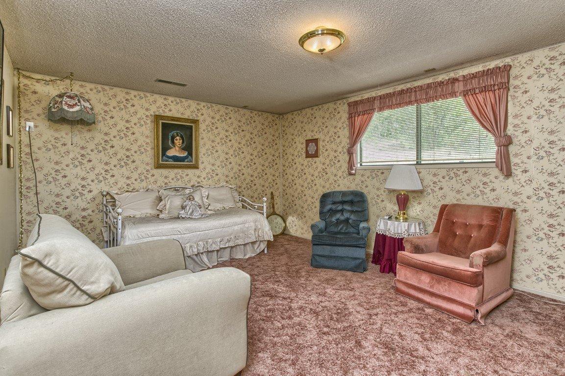12916 Table Rock Road White City, OR 97503 - Photo 7 of 35 Additional Photo