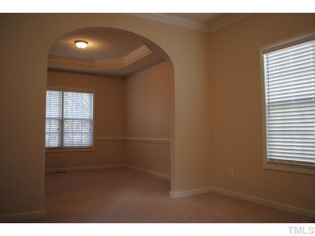 7922 Verona Place Raleigh, NC 27613 - Photo 10 of 20 Dining Room