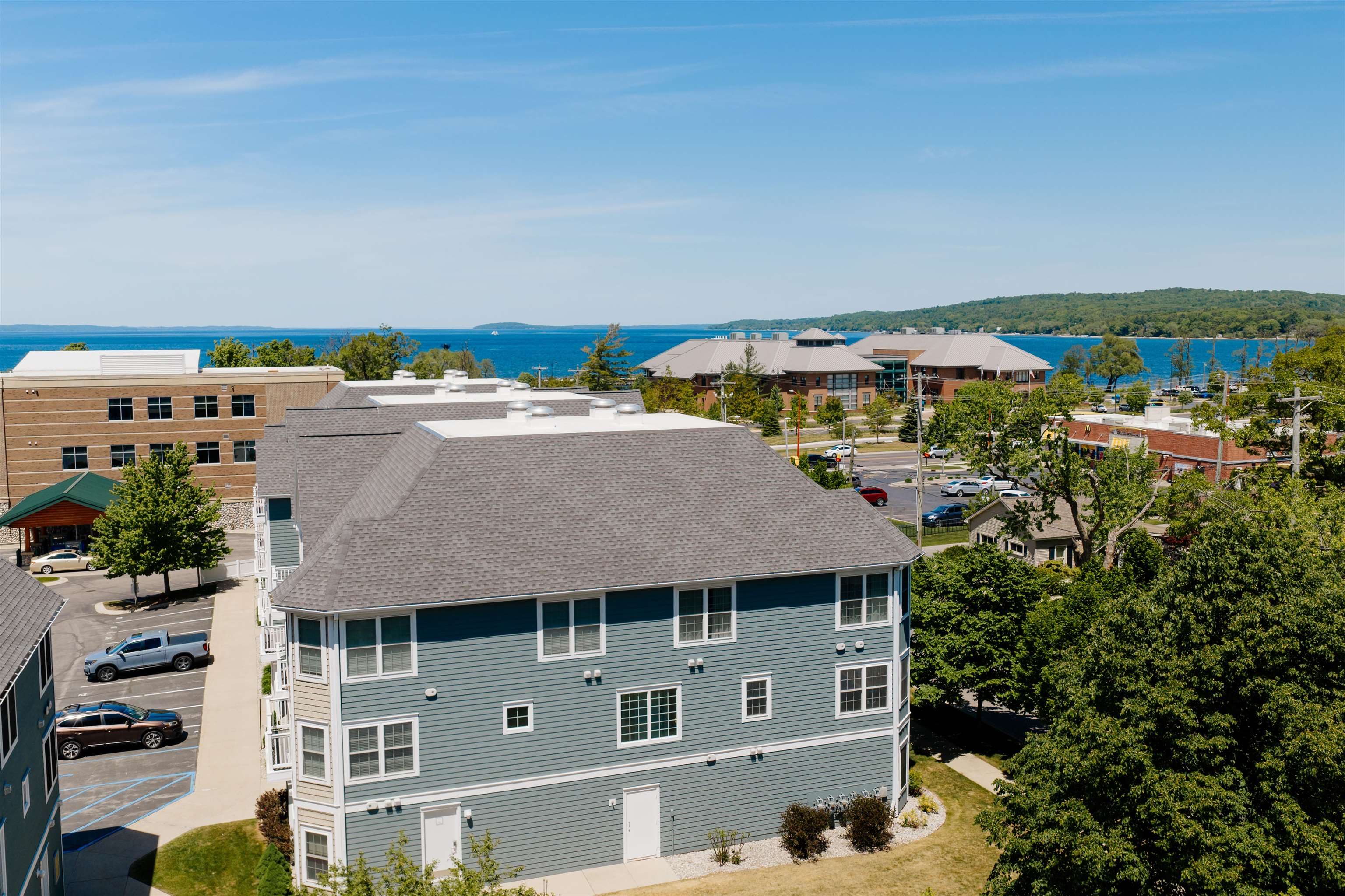 100 Hope Street, Unit 11 Traverse City, MI 49686 - Photo 46 of 61