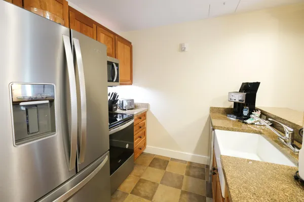 $77,000 | 723-725 Qiii Jackson Gore Adams House, Unit 723/725 QIII, Ludlow, VT 05149