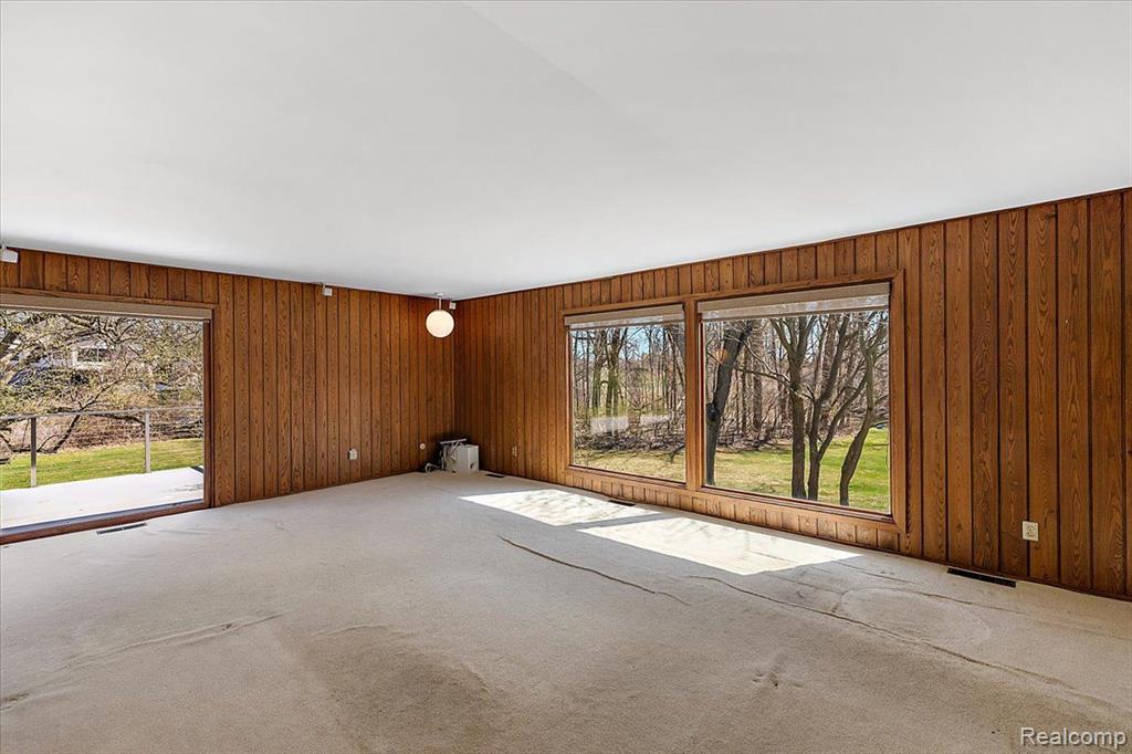 6145 Blue Beech Road Rochester Hills, MI 48306 - Photo 21 of 55