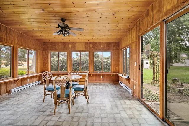 a view of a house with a big yard