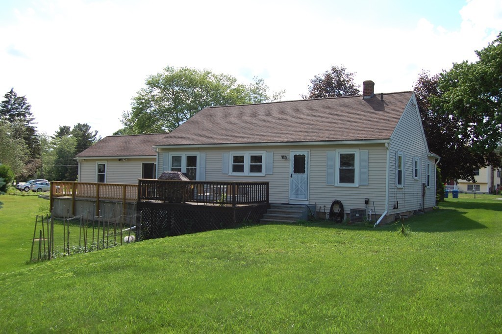 583 Wheelwright Road Barre, MA 01005 - Photo 4 of 23 Gallery Image 4