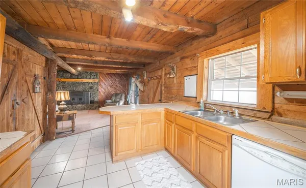 $297,500 | 21303 Teardrop Road, Devils Elbow, MO 65457