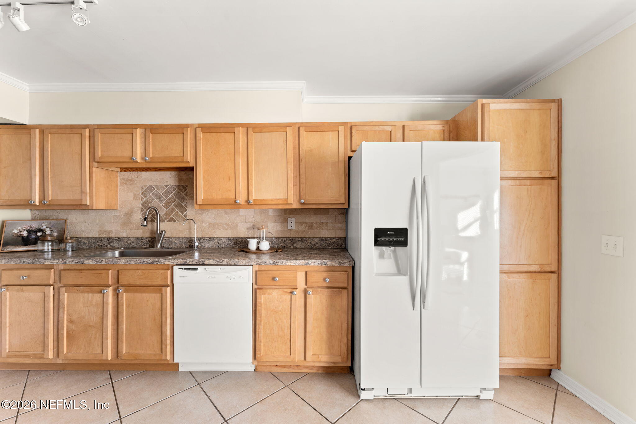 836 Cavalla Road Atlantic Beach, FL 32233 - Photo 14 of 29 16-Kitchen