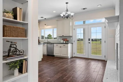 $1,000,000 | 657 Forest Trail, Argyle, TX 76226