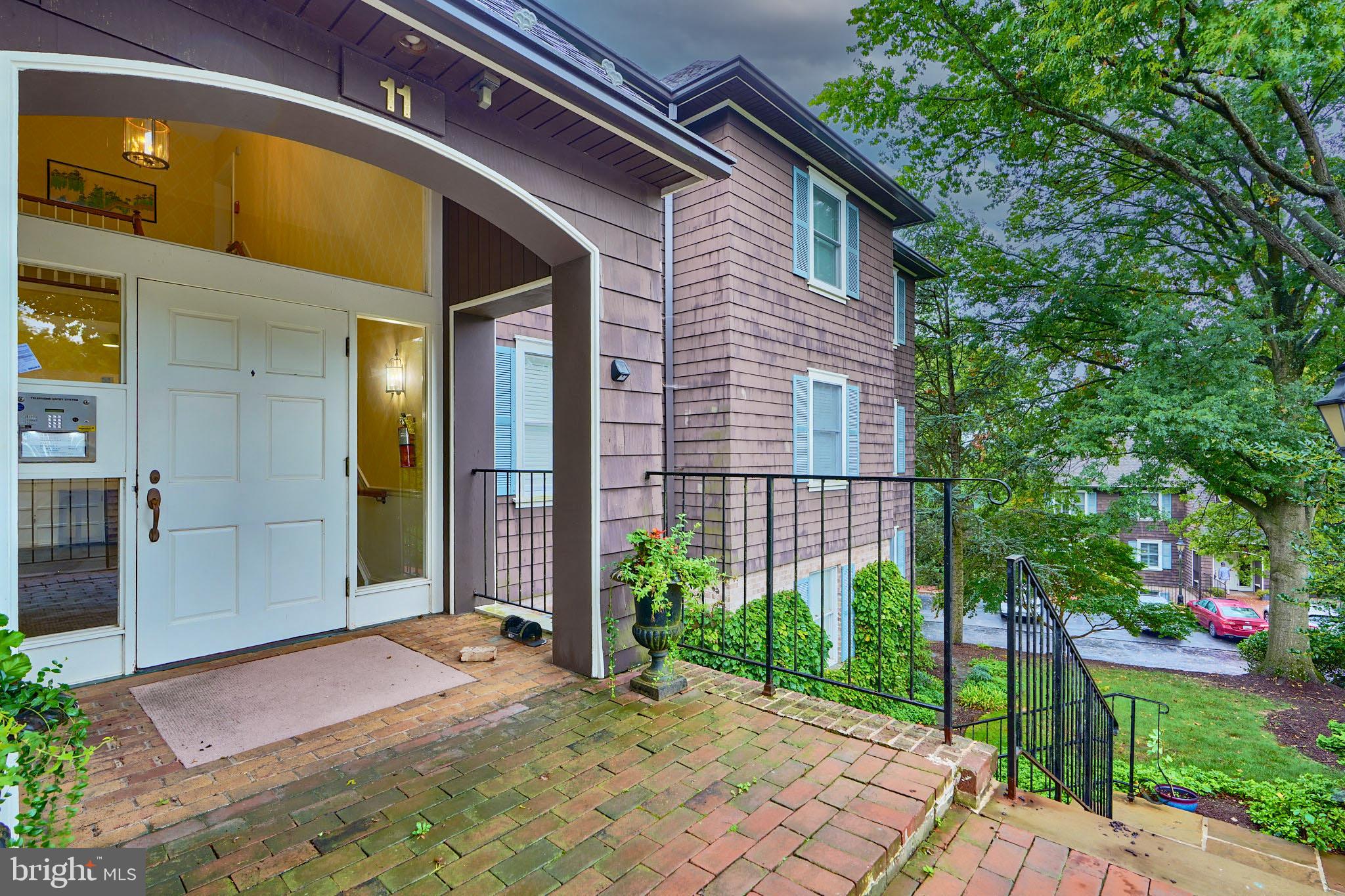 11 Devon Hill Road, Unit B4 Baltimore, MD 21210 - Photo 1 of 39
