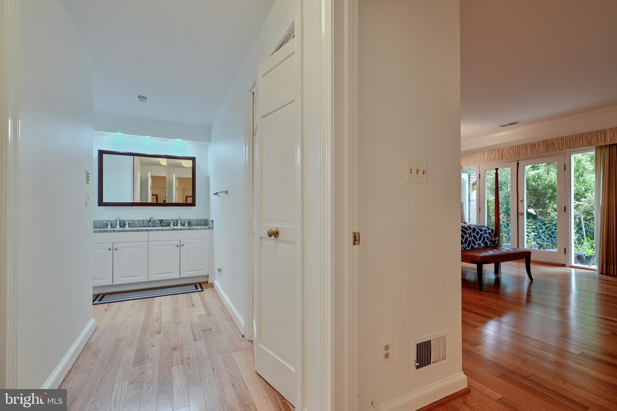 11 Devon Hill Road, Unit B4 Baltimore, MD 21210 - Photo 24 of 39
