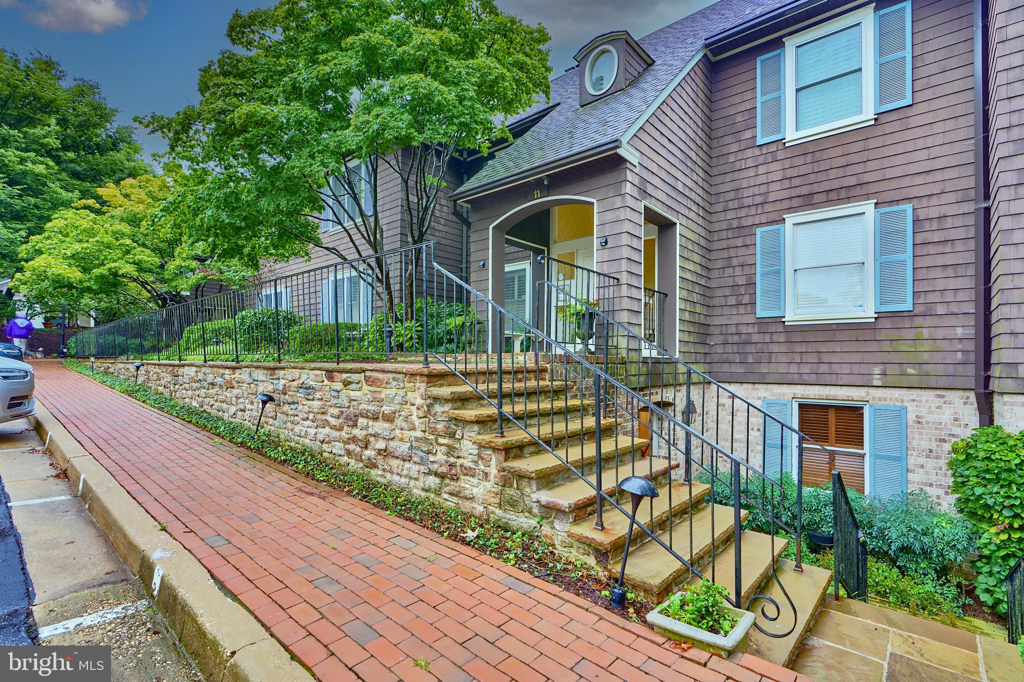 11 Devon Hill Road, Unit B4 Baltimore, MD 21210 - Photo 3 of 39