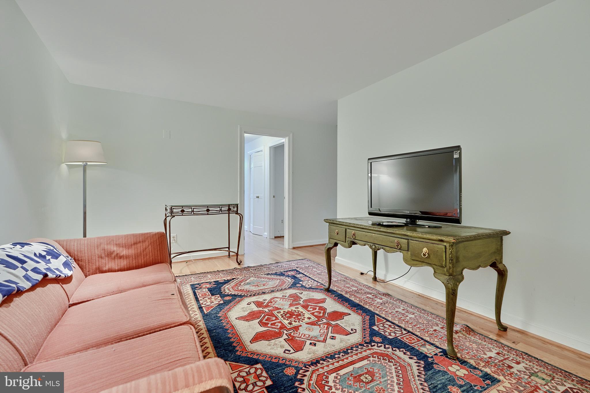 11 Devon Hill Road, Unit B4 Baltimore, MD 21210 - Photo 7 of 39