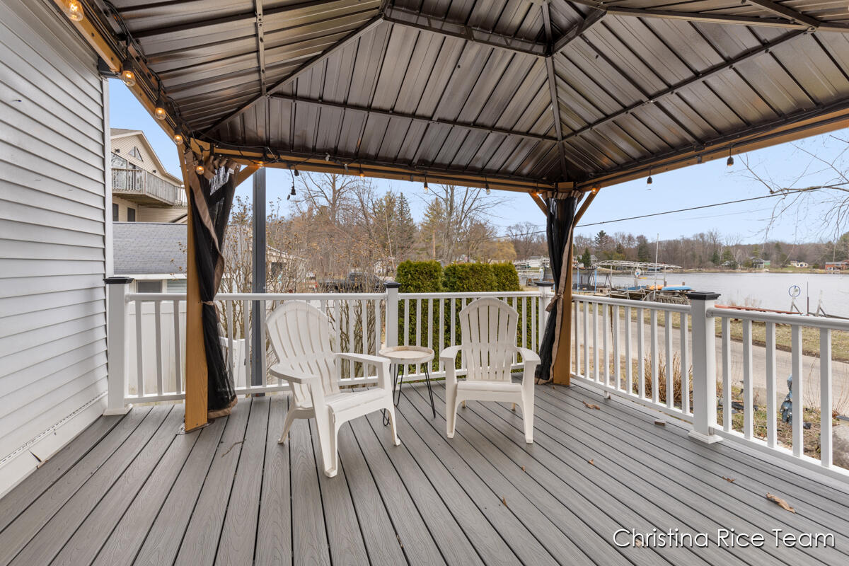 4703 White Road Pierson, MI 49339 - Photo 4 of 40 IMG_1019