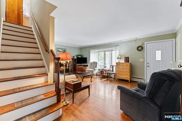 $4,000 | 160 Spring Valley Road, Park Ridge, NJ 07656