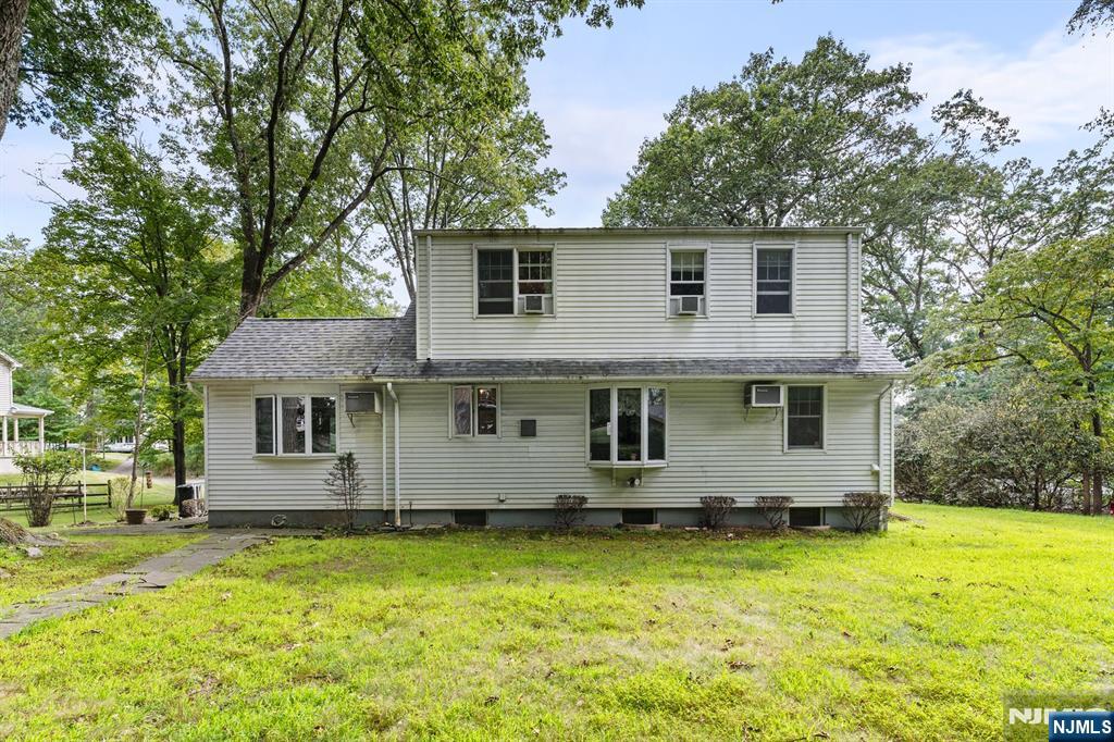 160 Spring Valley Road Park Ridge, NJ 07656 - Photo 35 of 39