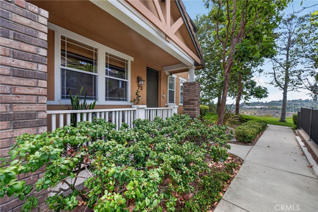 73 Chadron Circle Ladera Ranch, CA 92694 - Photo 3 of 33
