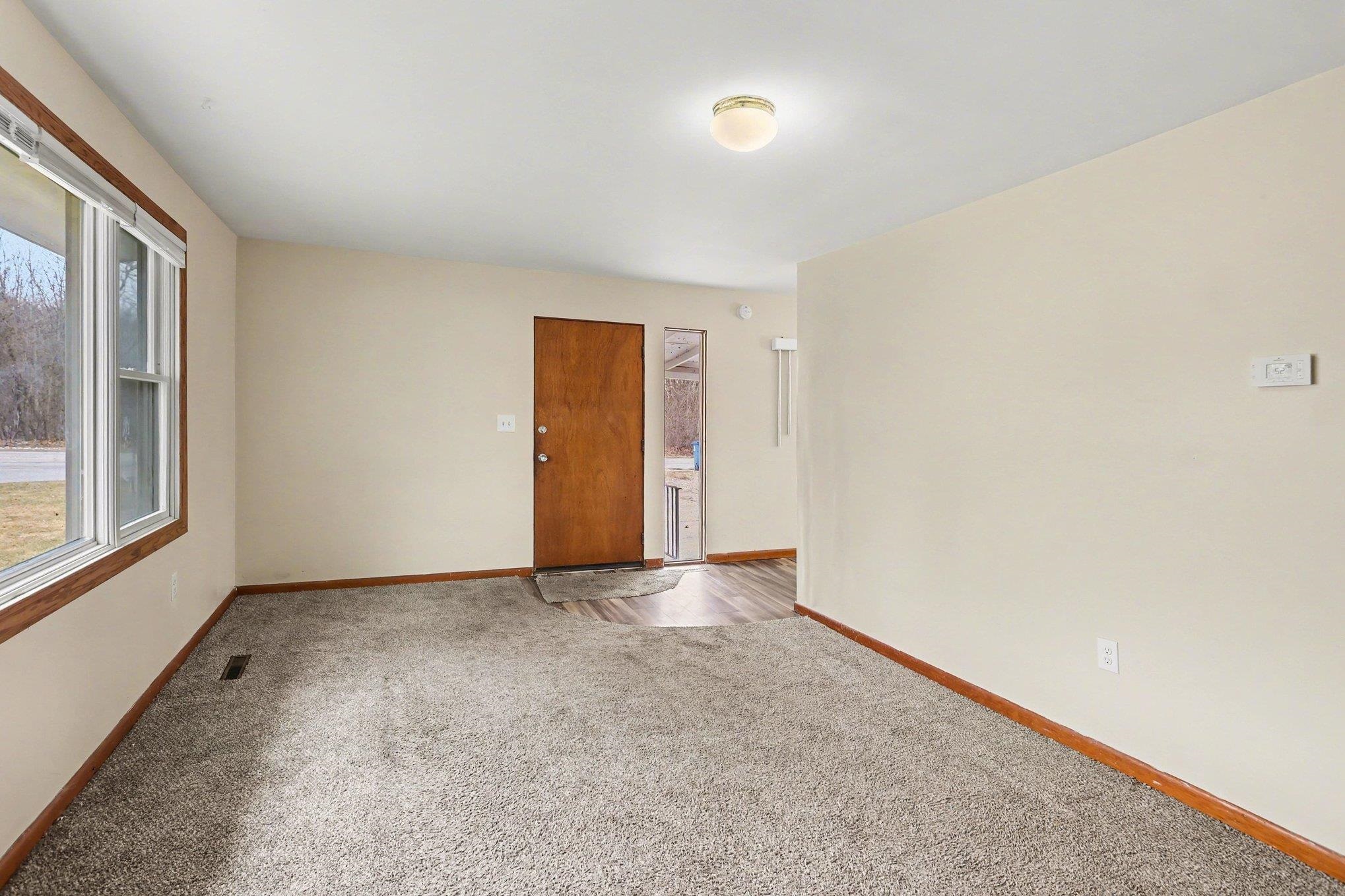 513 West Ridge Road Bay City, MI 48708 - Photo 5 of 21