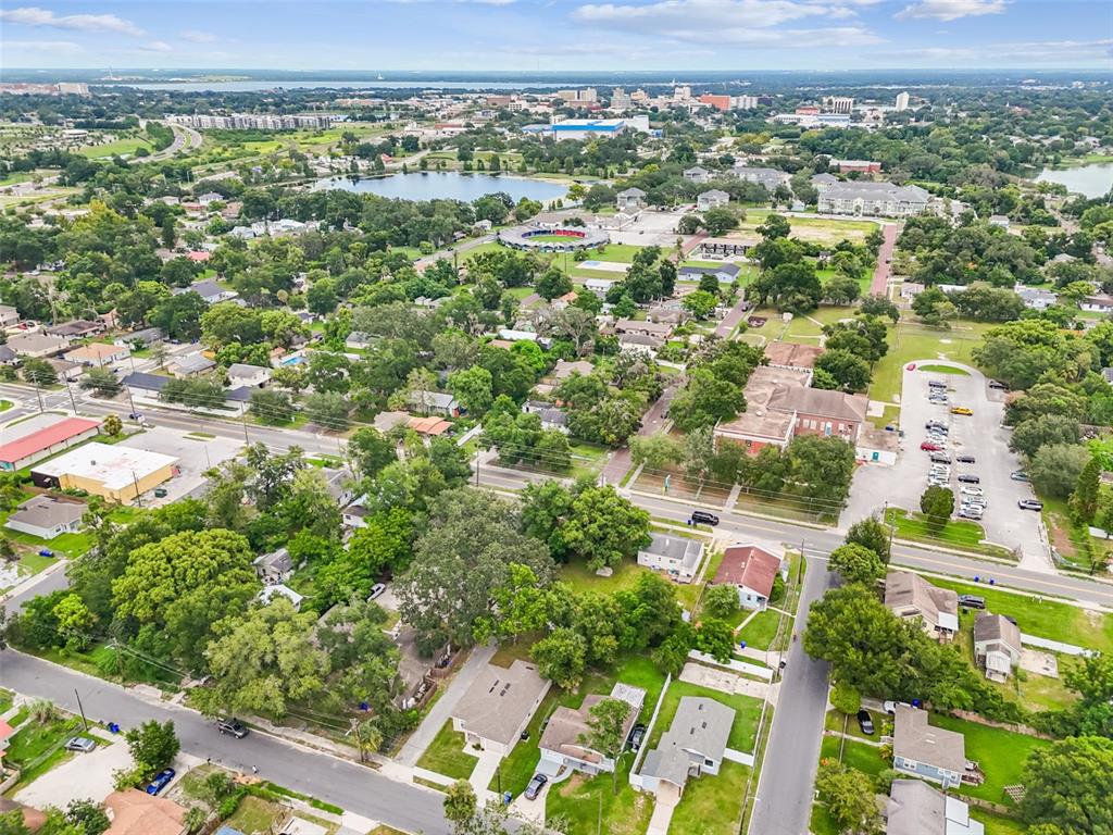 524 Carroll Avenue Lakeland, FL 33815 - Photo 33 of 33 an aerial view of multiple house