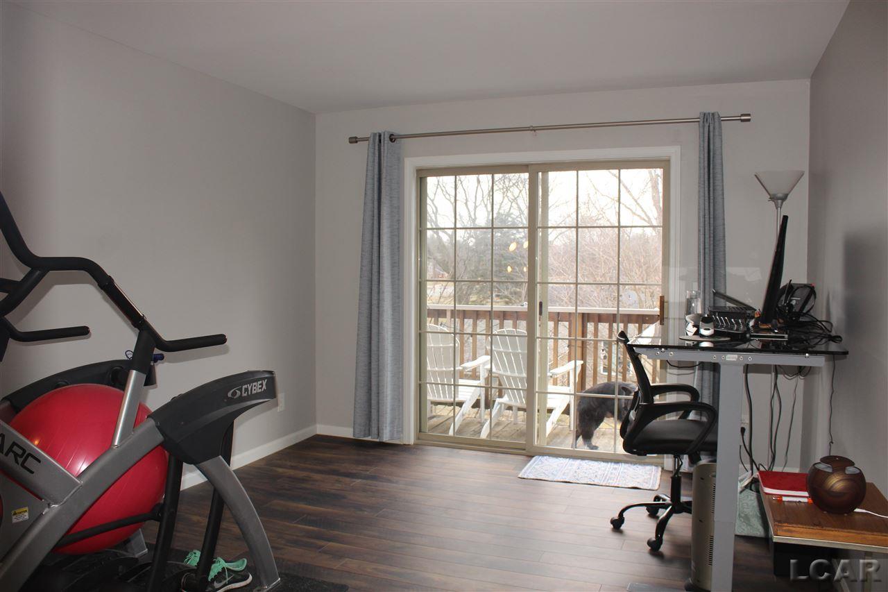 16988 Farmington Road Livonia, MI 48154 - Photo 16 of 23 31375175-16.JPG