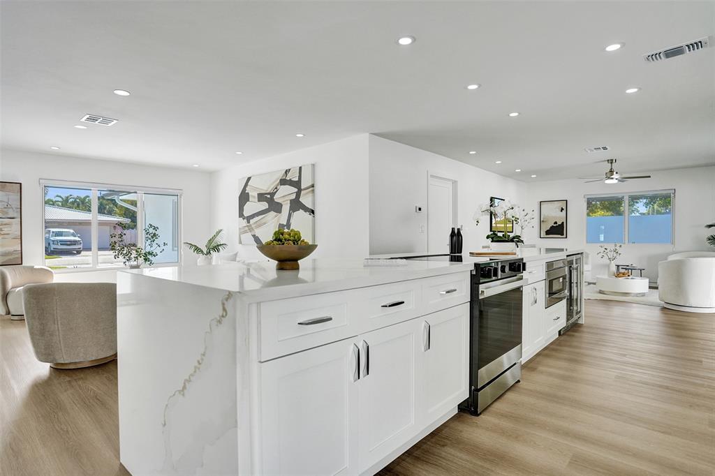 699 Northeast 70th Street Boca Raton, FL 33487 - Photo 16 of 66