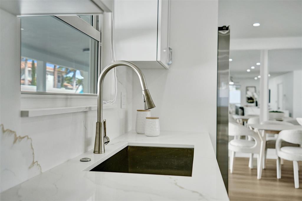 699 Northeast 70th Street Boca Raton, FL 33487 - Photo 19 of 66