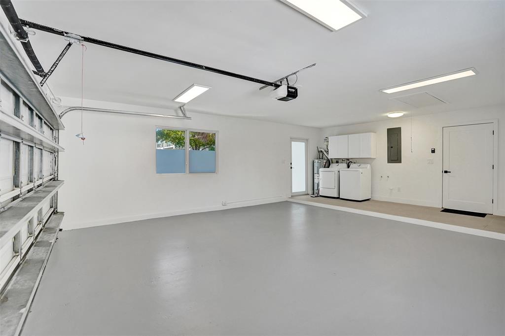 699 Northeast 70th Street Boca Raton, FL 33487 - Photo 45 of 66 a view of an empty room with a window