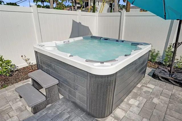 $1,240,000 | 699 Northeast 70th Street, Boca Raton, FL 33487