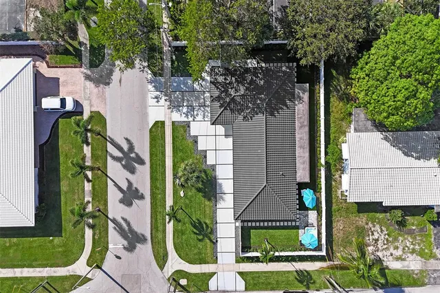 $1,240,000 | 699 Northeast 70th Street, Boca Raton, FL 33487