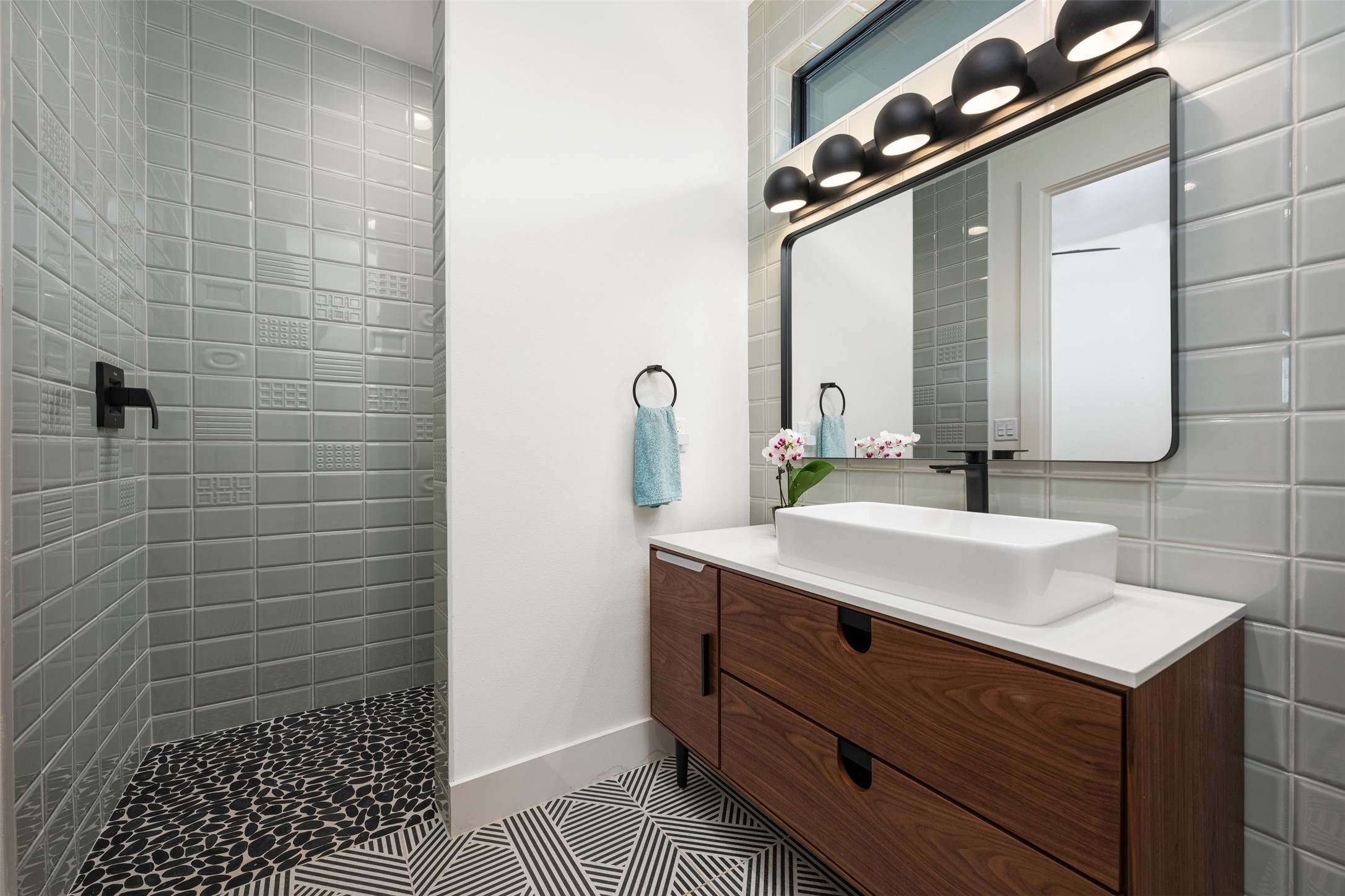 73 Julius Street Austin, TX 78702 - Photo 29 of 38