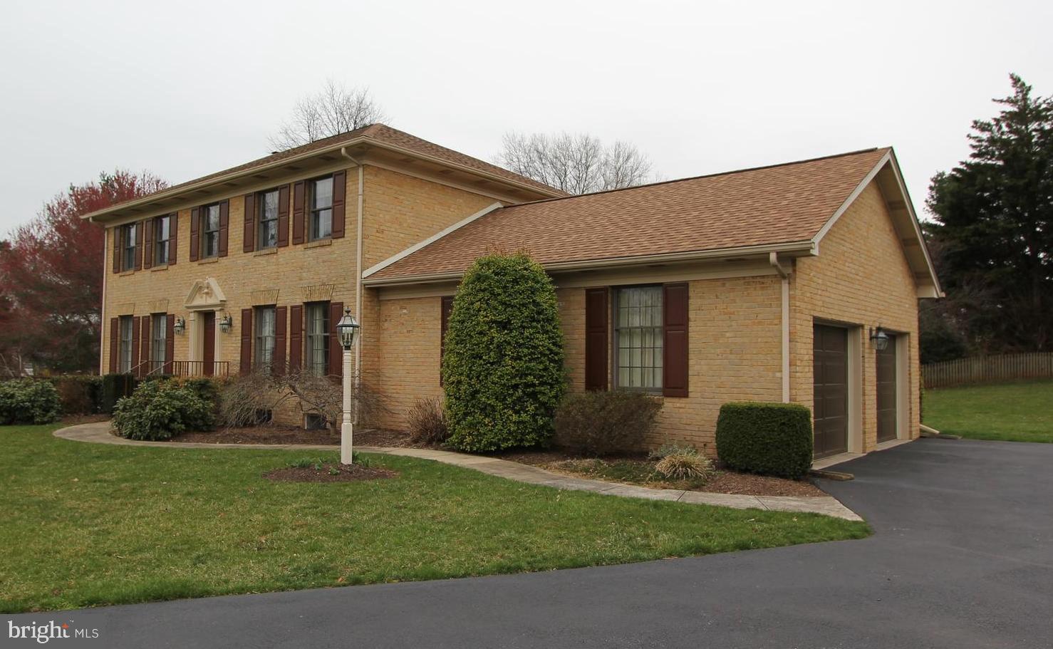 8100 Laurel Ridge Road Frederick, MD 21702 - Photo 3 of 53