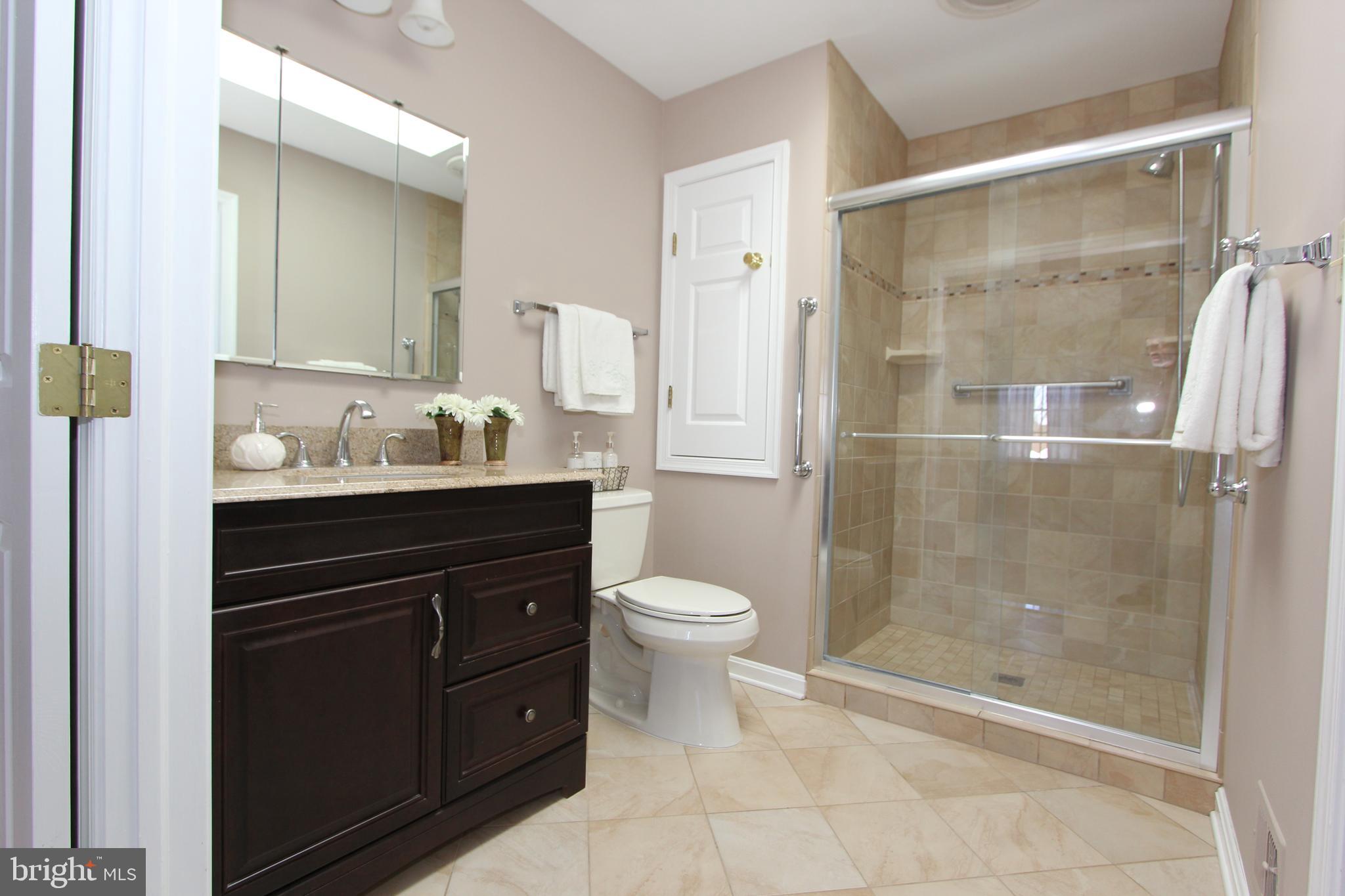 8100 Laurel Ridge Road Frederick, MD 21702 - Photo 26 of 53 Amazing remodeled master bath