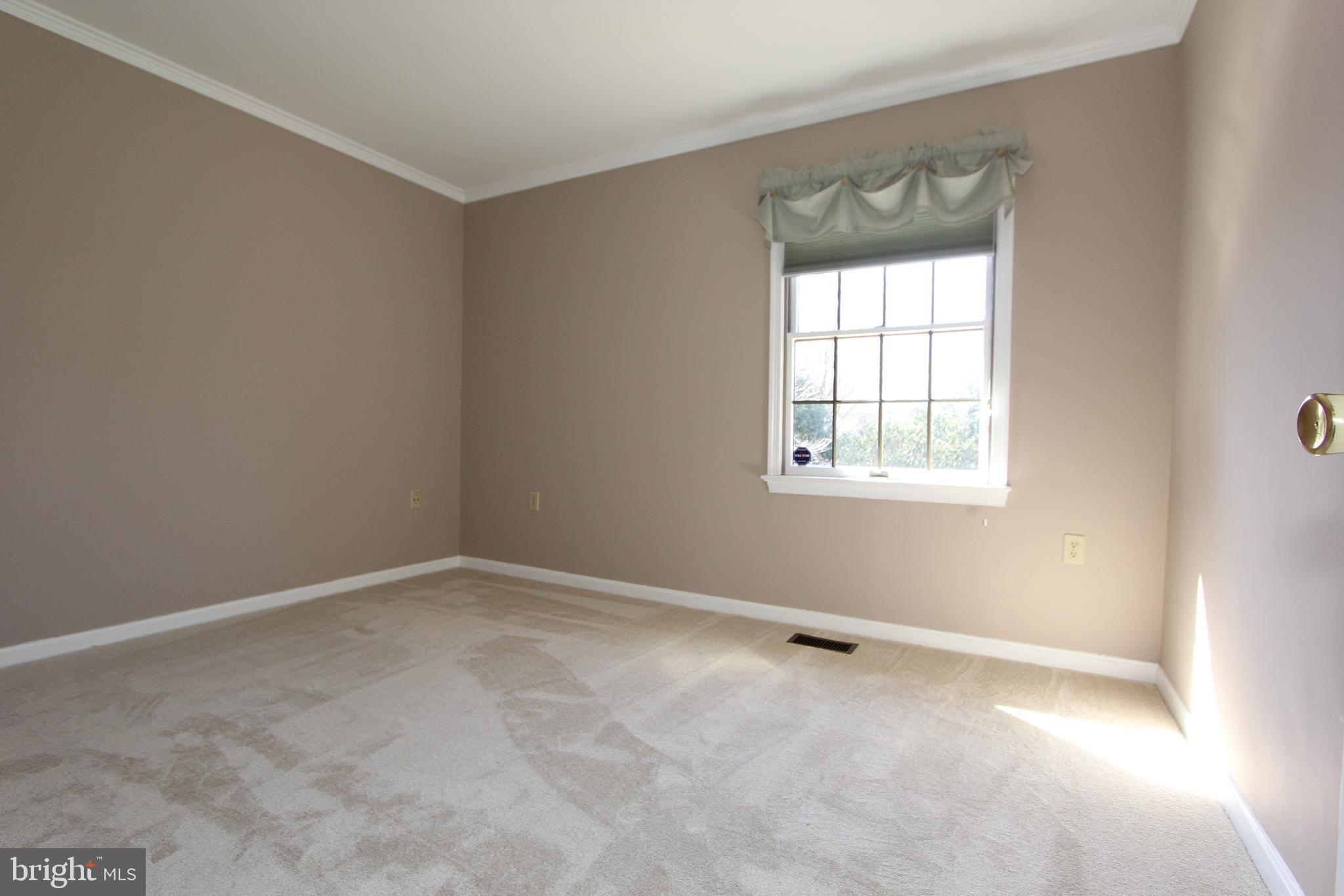 8100 Laurel Ridge Road Frederick, MD 21702 - Photo 31 of 53 Bedroom 3