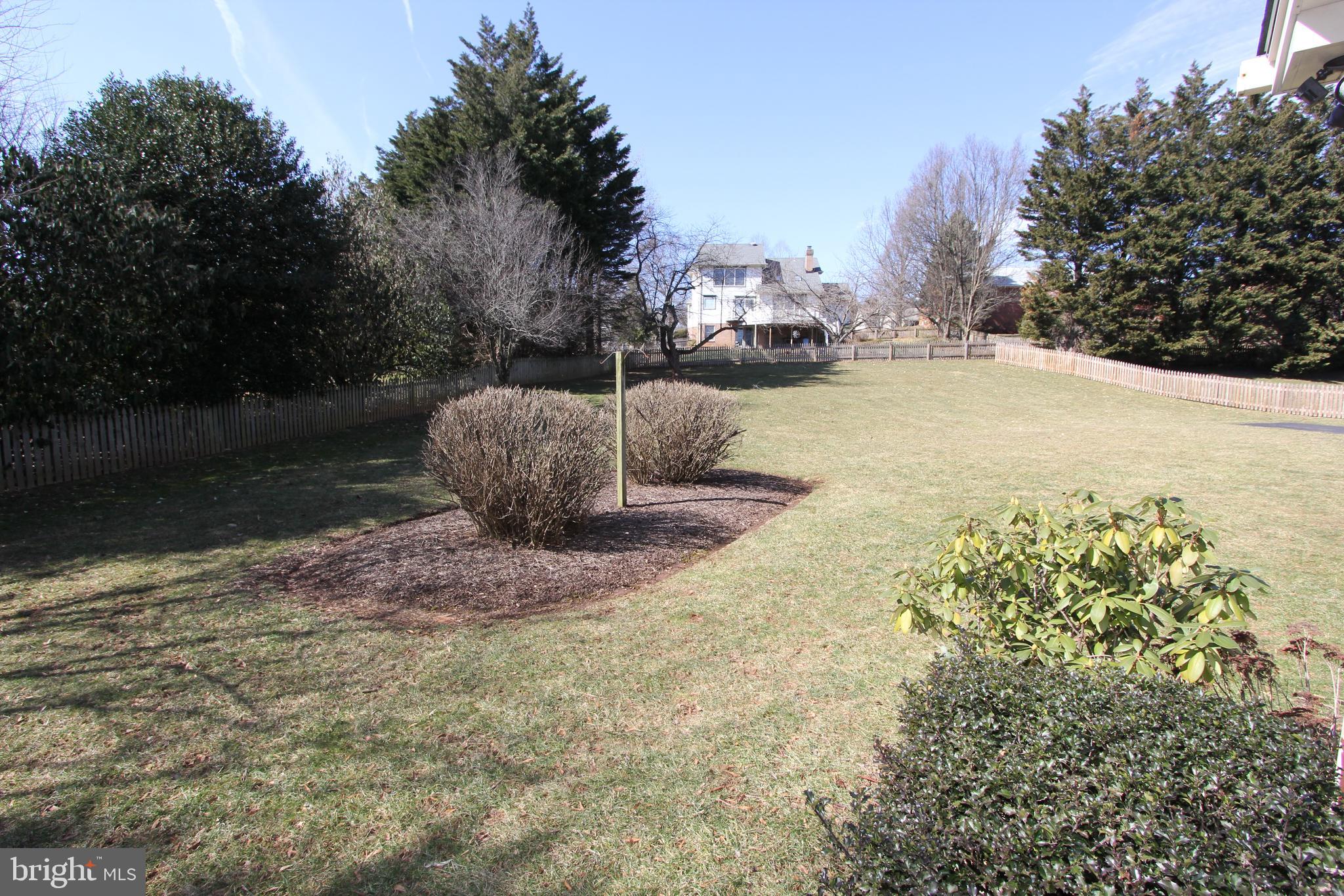 8100 Laurel Ridge Road Frederick, MD 21702 - Photo 47 of 53 Professionally landscaped throughout