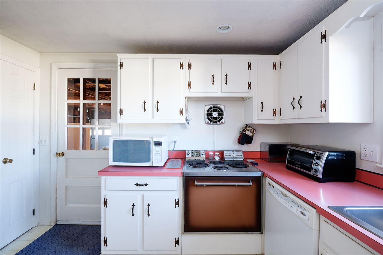 16 Stevens Road North Hampton, NH 03862 - Photo 5 of 34 Gallery Image 5