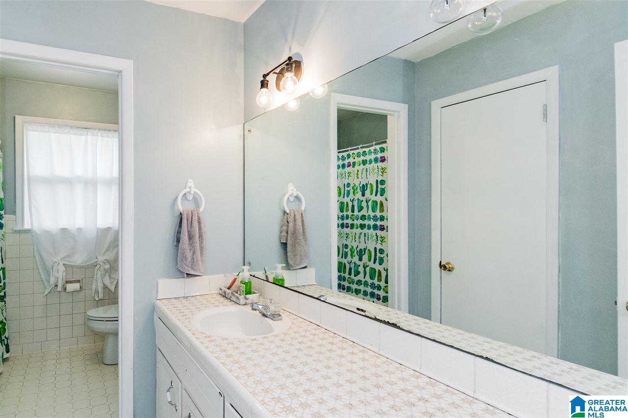 1112 Blue Ridge Boulevard Hoover, AL 35226 - Photo 26 of 32 Gallery Image 26