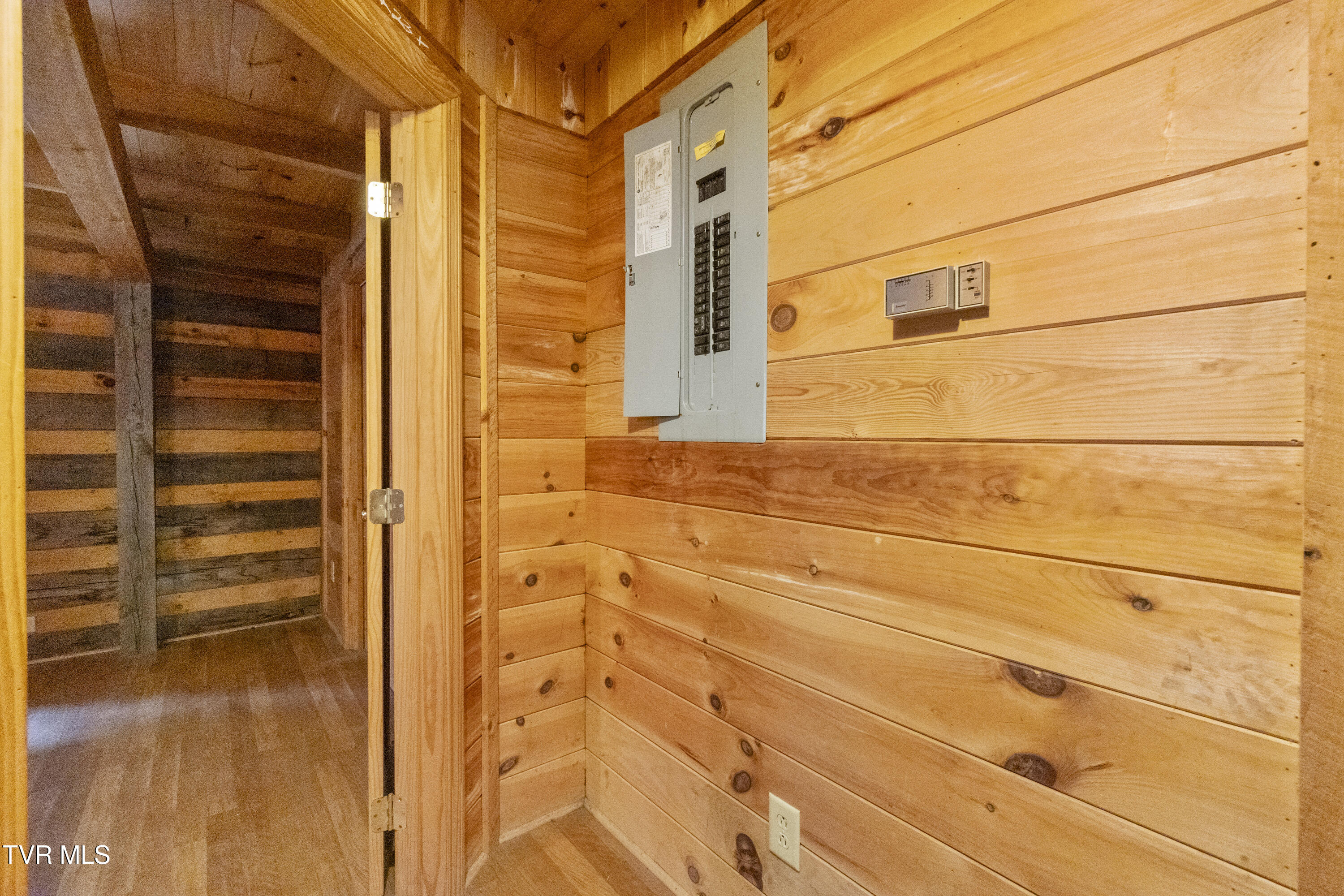 635 Ricker Road Greeneville, TN 37743 - Photo 14 of 42 14