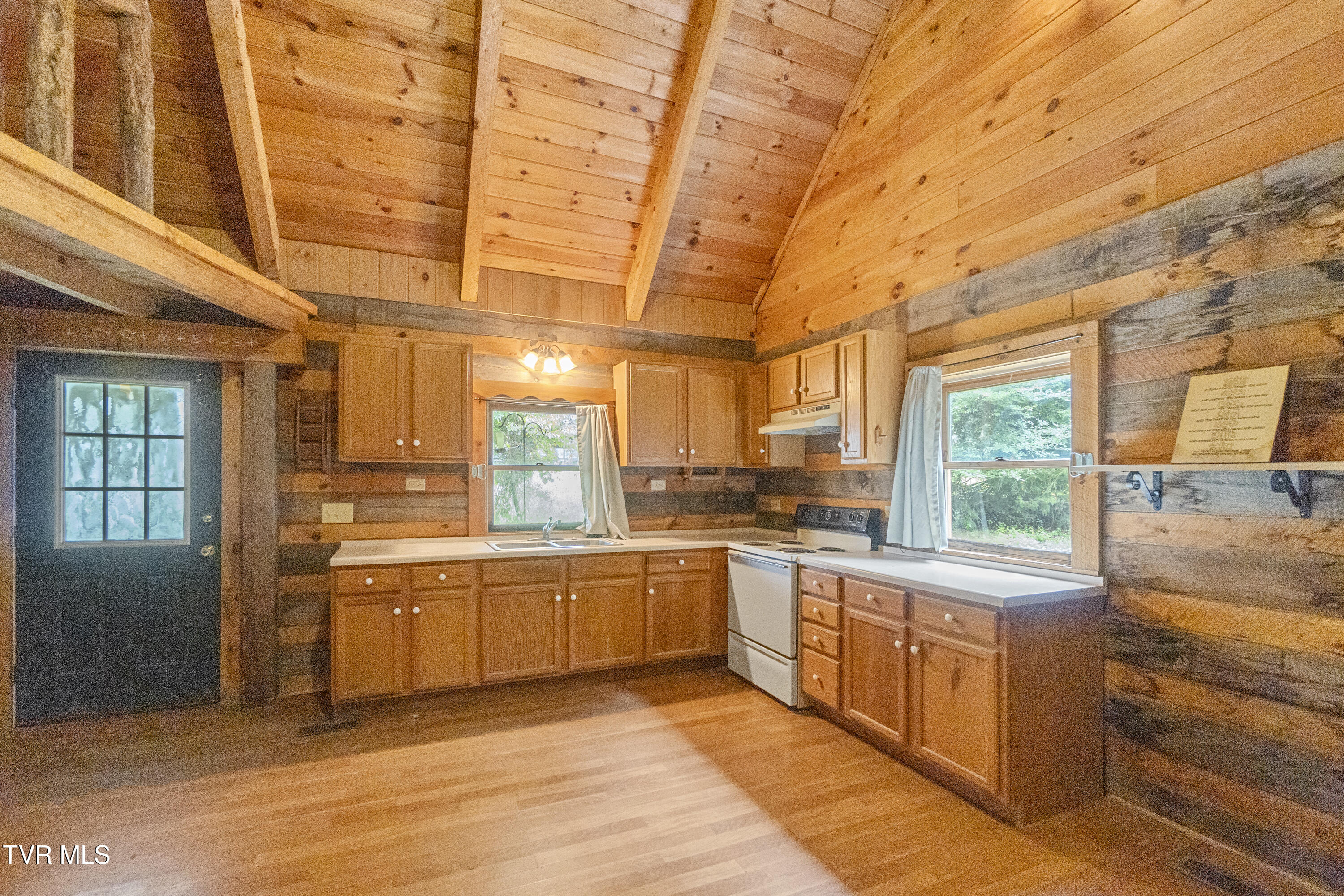 635 Ricker Road Greeneville, TN 37743 - Photo 6 of 42 6