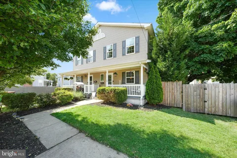 $330,000 | 29 West Lake Street, Middletown, DE 19709