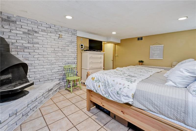 204 Center Church Road Canonsburg, PA 15317 - Photo 17 of 25 Gallery Image 17