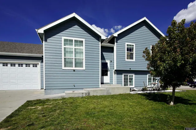 $385,000 | 2300 Goosewing Street, Bar Nunn, WY 82601