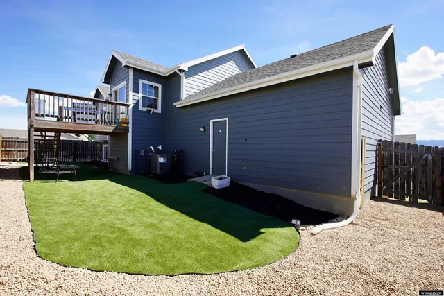 $385,000 | 2300 Goosewing Street, Bar Nunn, WY 82601