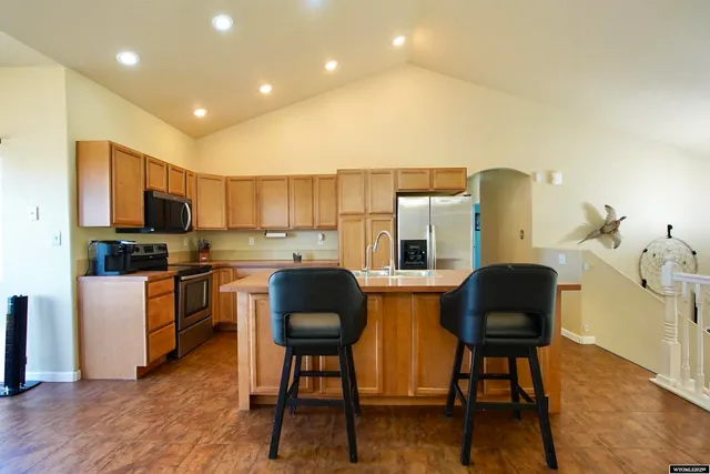 $385,000 | 2300 Goosewing Street, Bar Nunn, WY 82601