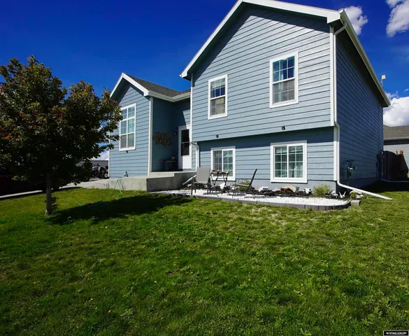 $385,000 | 2300 Goosewing Street, Bar Nunn, WY 82601