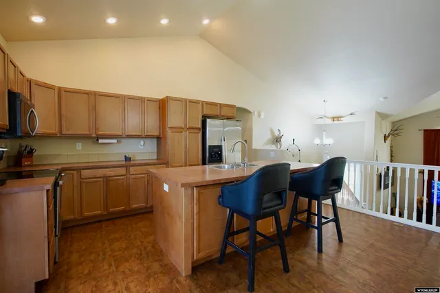 $385,000 | 2300 Goosewing Street, Bar Nunn, WY 82601