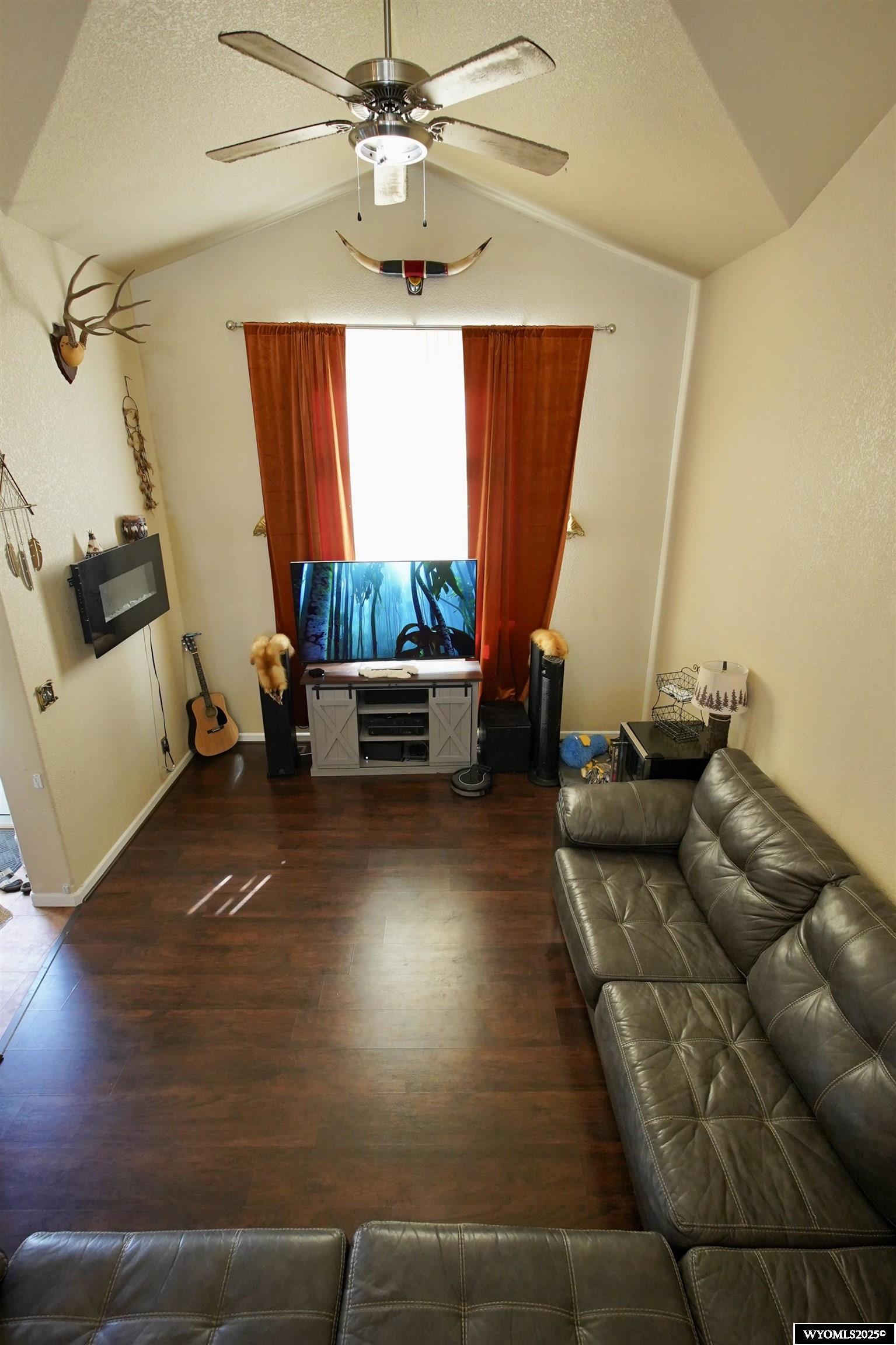 2300 Goosewing Street Bar Nunn, WY 82601 - Photo 9 of 31