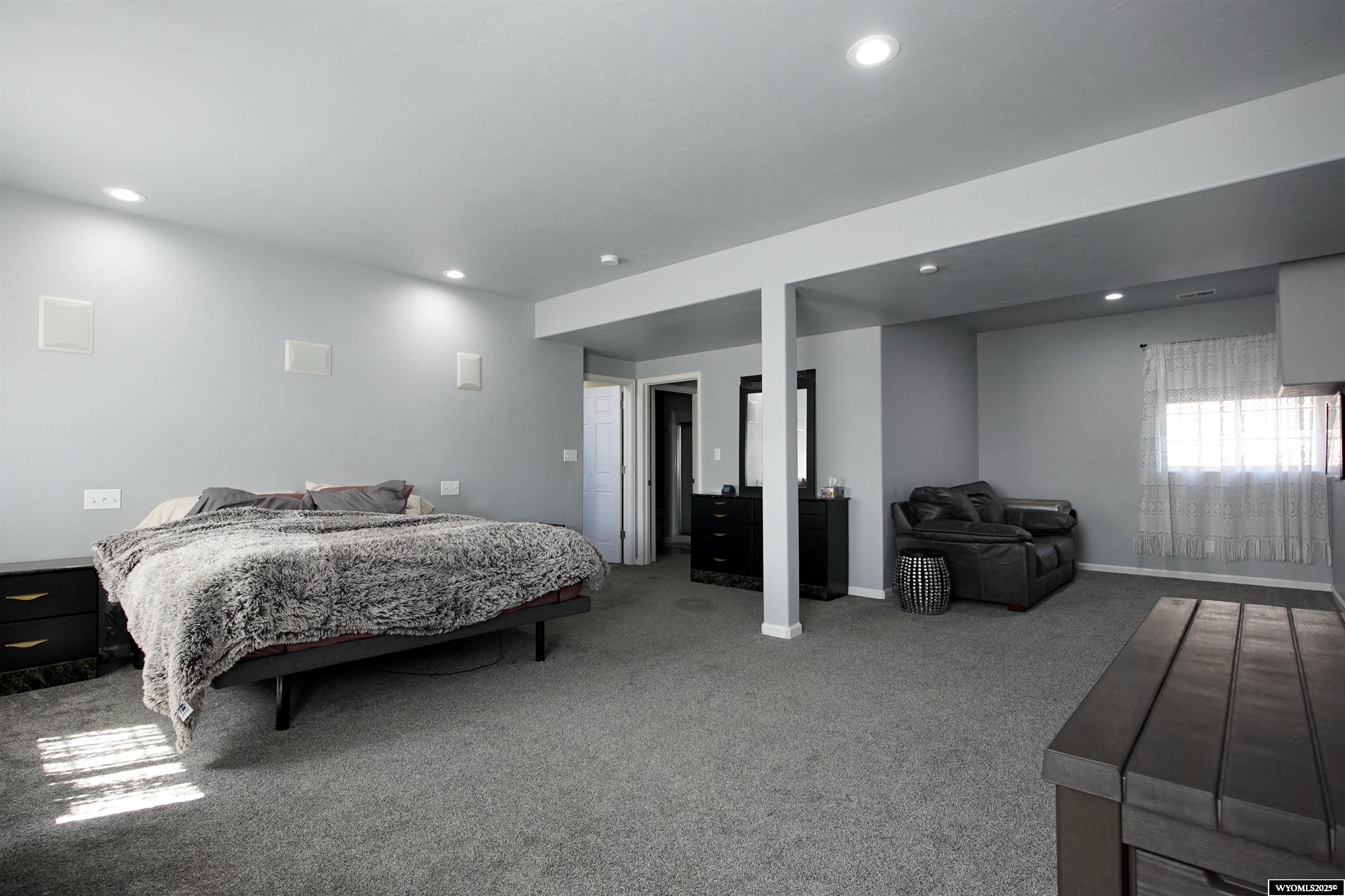 2300 Goosewing Street Bar Nunn, WY 82601 - Photo 10 of 31