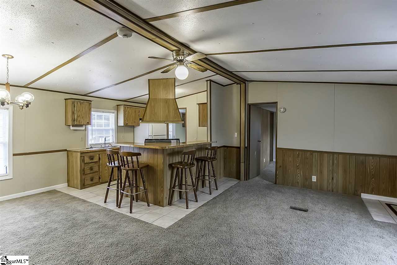 143 Corey Road Gray Court, SC 29645 - Photo 2 of 28