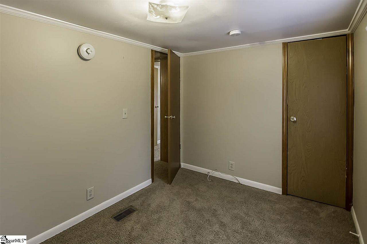 143 Corey Road Gray Court, SC 29645 - Photo 22 of 28