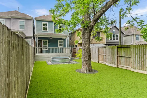 $625,000 | 828 West 26th Street, Houston, TX 77008