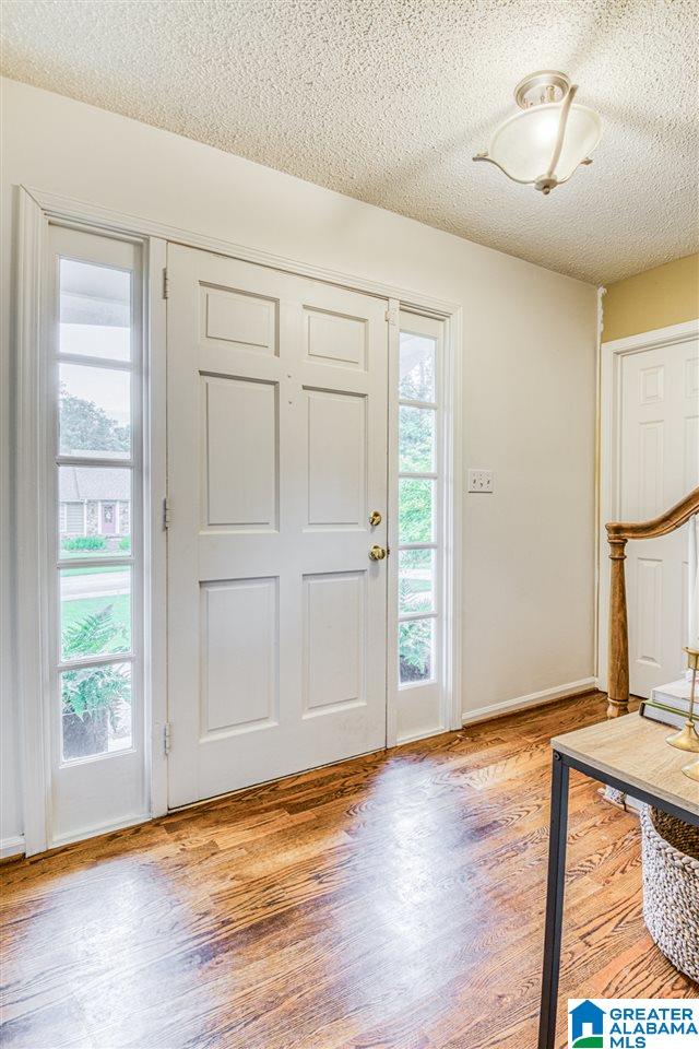 4731 Chablis Way Birmingham, AL 35244 - Photo 3 of 28