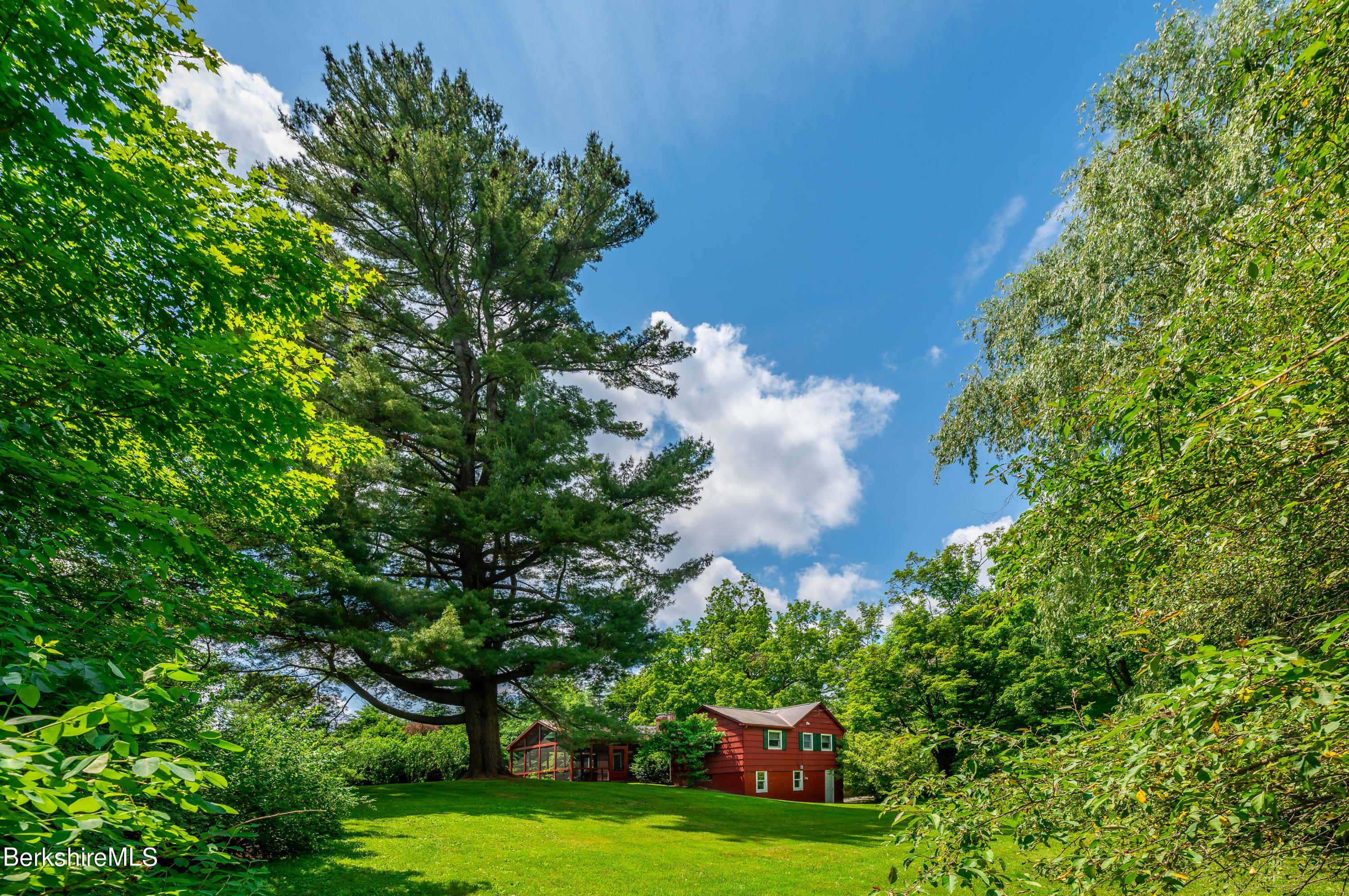 39 Farm View Road Sheffield, MA 01257 - Photo 1 of 31 Main